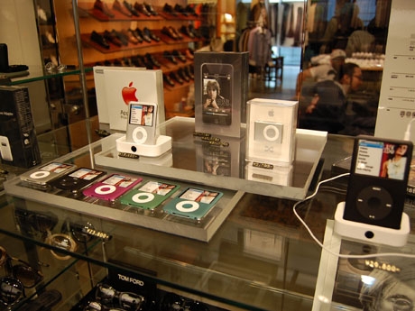 �ӡ��ॹŹƬ�ˡ�iPod�סݲ���Ź�ʳ��ǹ����Υ��åץ�����Ź��